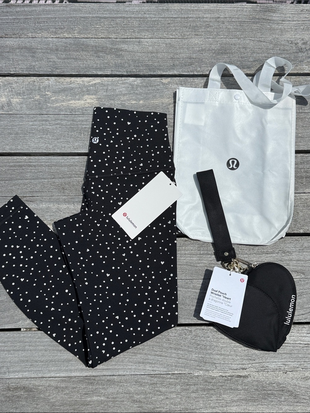 Lululemon Align High Rise Pant 25 Size 6 Black White Scattered Heart Dual Pouch